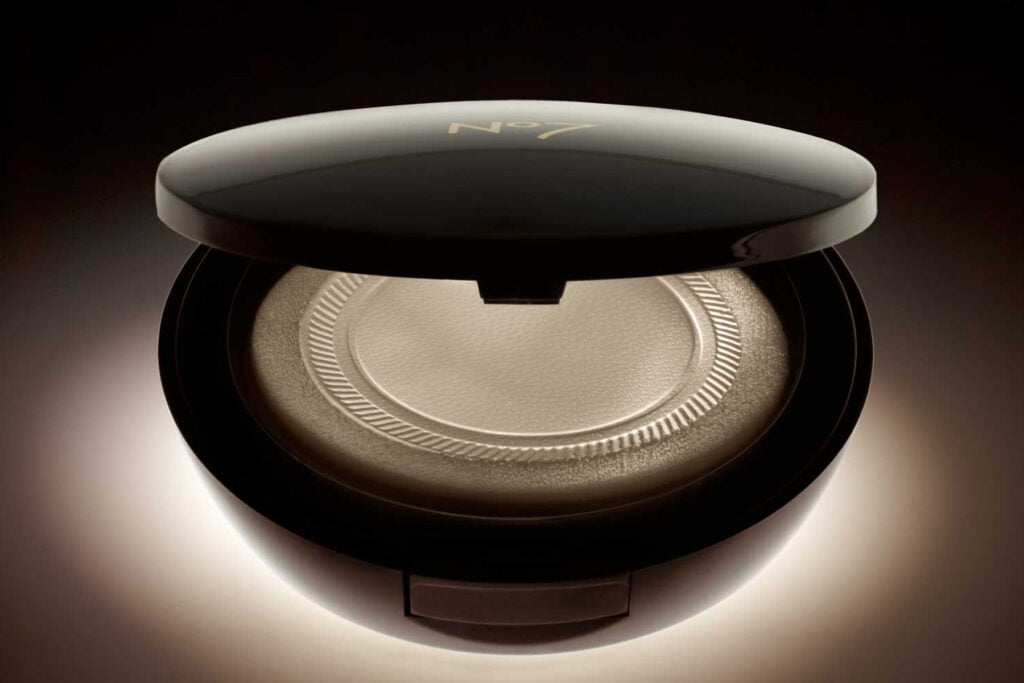 Atton conrad boots no 7 serum skincare product photography 0001